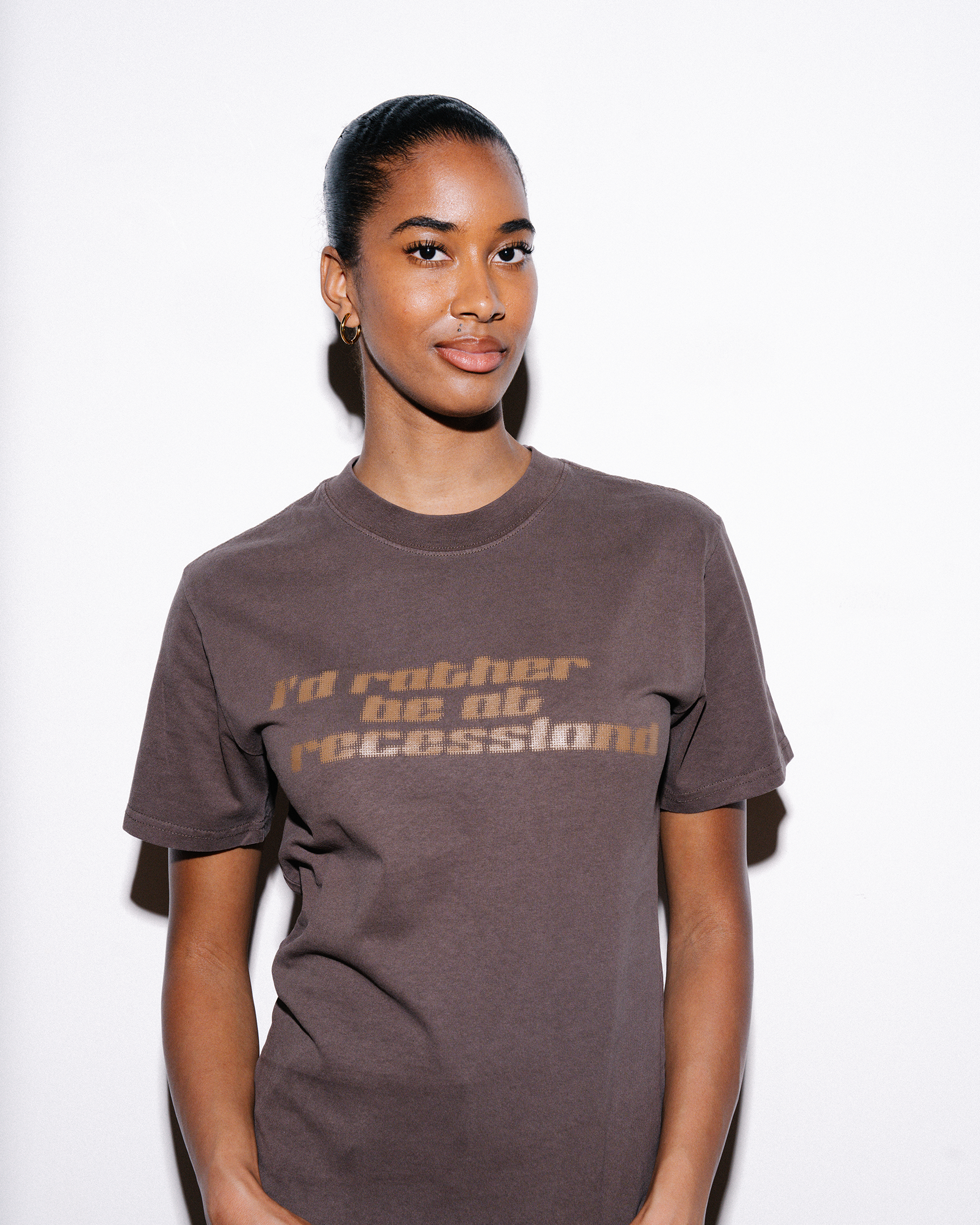 I'D RATHER BE... TONAL TEE [CHOCOLATE]